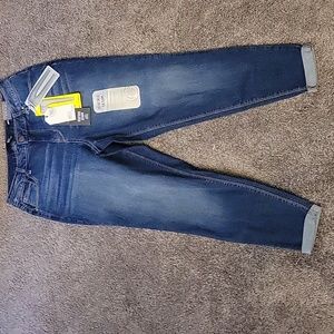 1822 Women's Adrianna Jeans